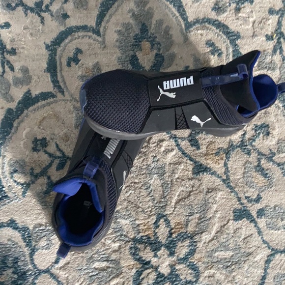 Black and blue Pumma - Picture 2 of 6